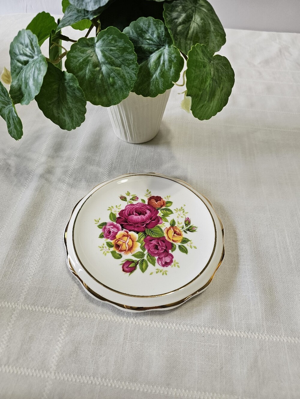 Sheltonian China Floral Porcelain Trivet with Gold Trim